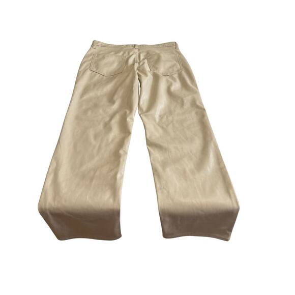 GAP NWT Cheeky  Straight High Rise Tan Faux Leather Pants Size 31 - Picture 3 of 9
